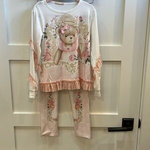 Petit Cherie Teddy Bear pant outfit size 5 light weight and soft.